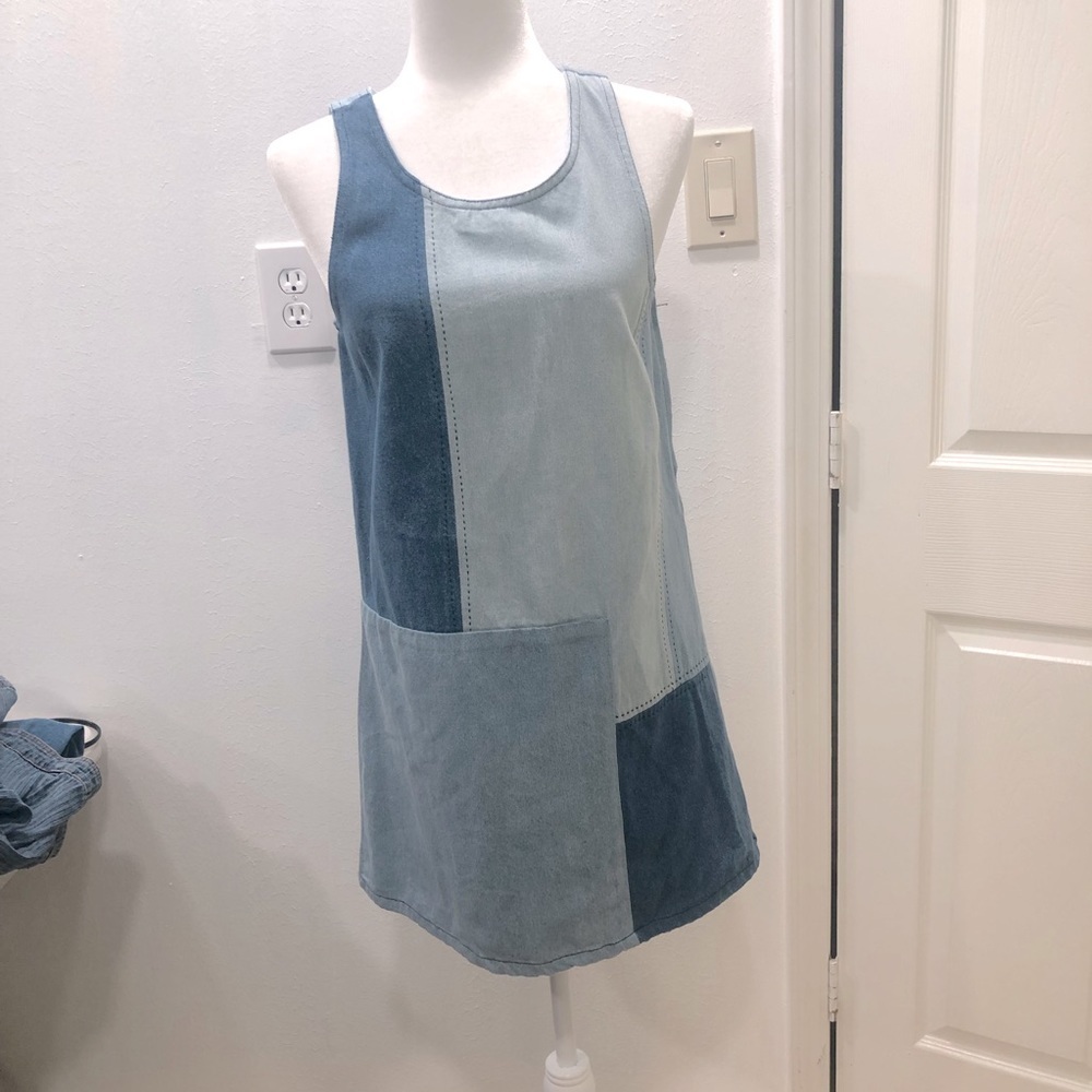 Forever 21 jean patched pattern jean short dress size small